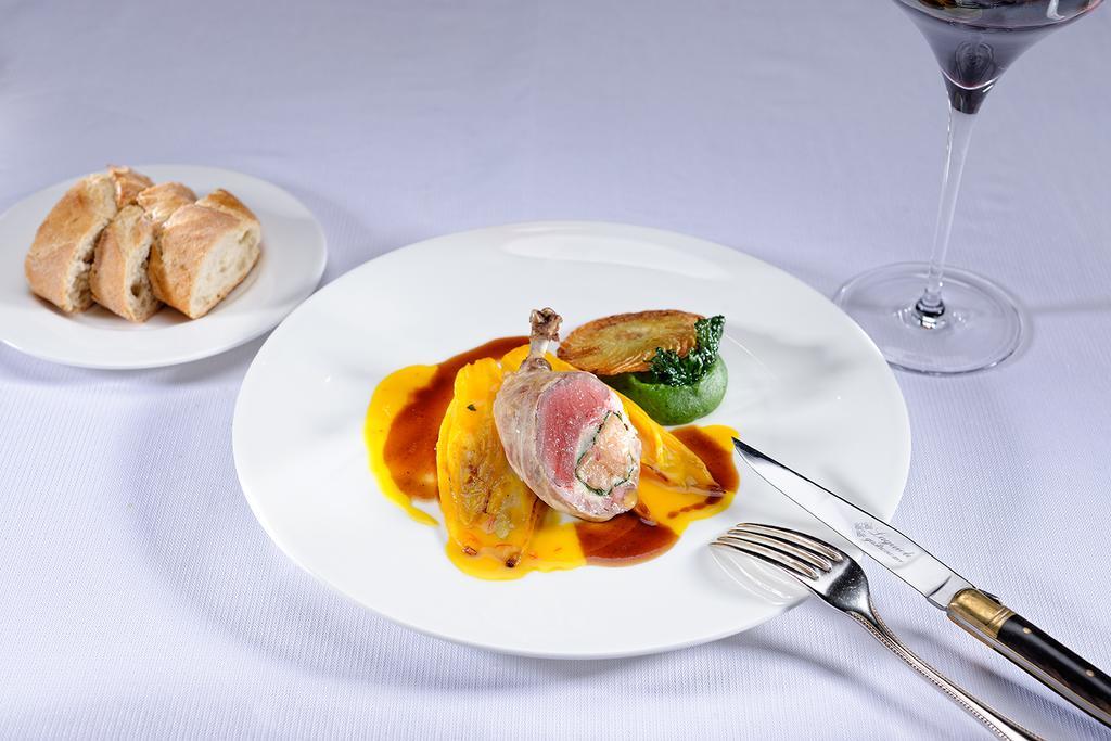 Landhotel Zum Baeren Balduinstein ภายนอก รูปภาพ
